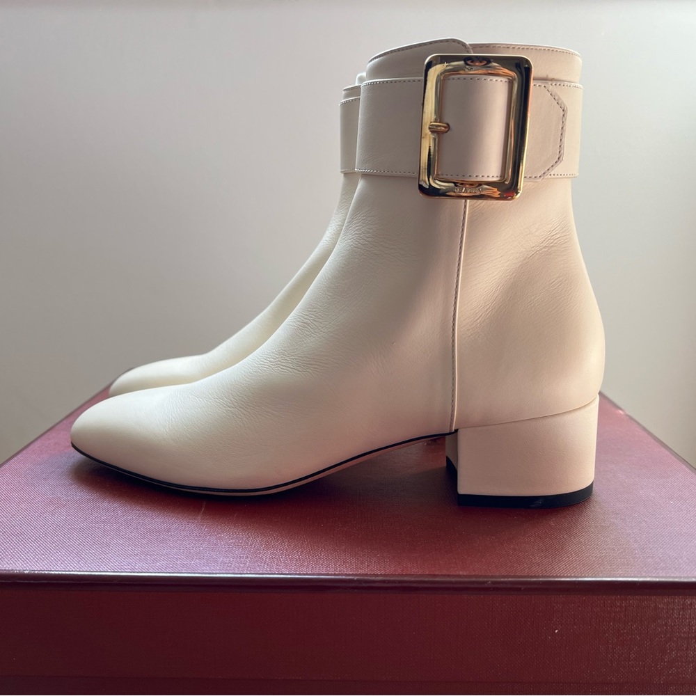 Bally Ankle Boots Jay Leather White Buckle Zip Up 36